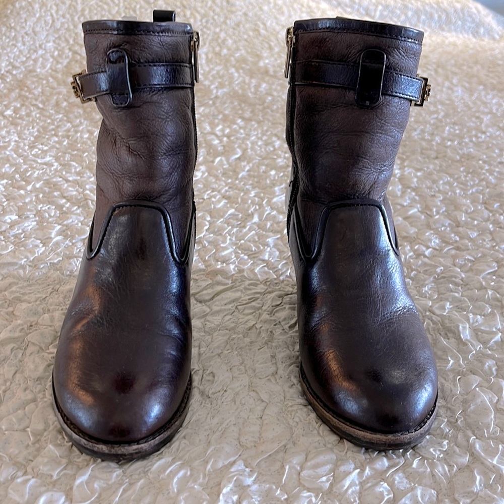 TORY BURCH PRIMROSE SHERPA LINED WEDGE BROWN LEATHER!